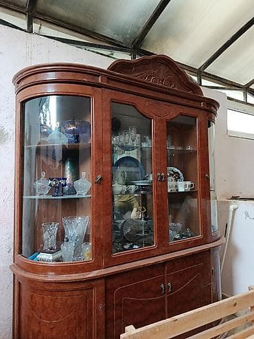 Servant,real aliciya endirim olunacaq. - Material: ağac karkas, ön