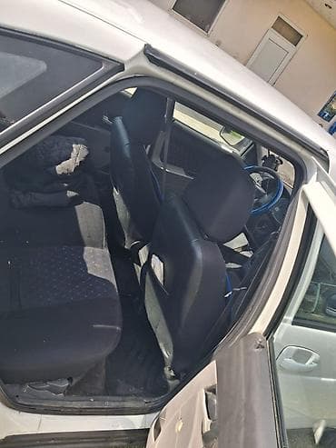 volkswagen polo v: Salam yaxsi vezyetedir kandaserin radyatiri yoxdu alib qoyam islekdi — 5