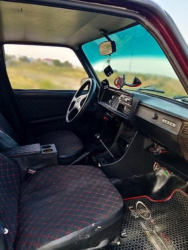 vaz 2107 abirsofka: VAZ 2107 sedan Xüsusiyyətlər: - Kuzov: 4 qapılı sedan, qaranın — 9