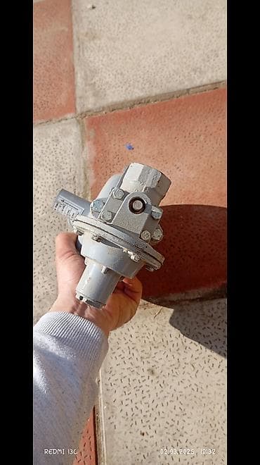 Dekorativ divar panelləri: Qaz tenzimleyici.12 bar — 2