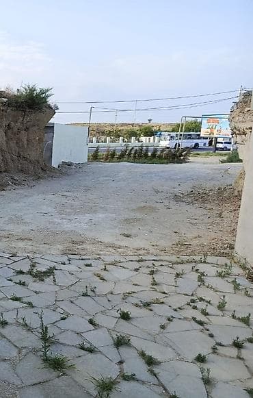 zigda heyet evi: Hövsan qəs. 4 otaqlı, 120 kv. m, Orta təmir — 3