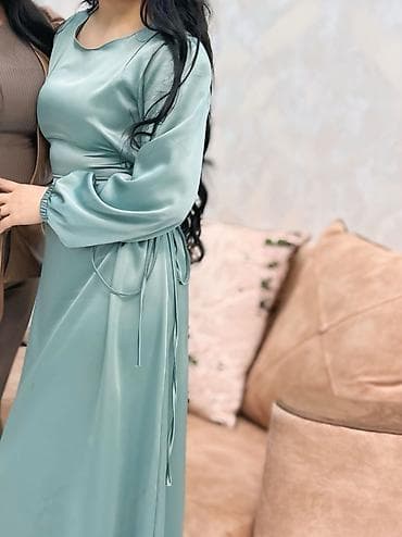 Ziyafət donu, Maksi, M