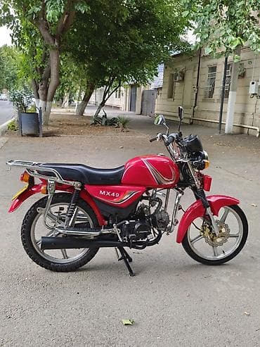 - MX 49, 50 sm3, 2024 il, 9000 km