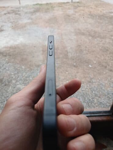 телефон fly 5: IPhone 15, 128 ГБ, Черный, Беспроводная зарядка — 4