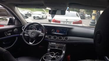 тойота камри 2012 цена: Mercedes-Benz E220d Sedan - Kuzov: sedan, qara rəng, xrom elementlər — 5