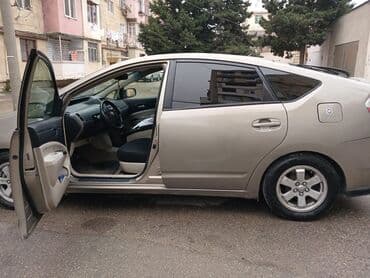 Avtomobil alışı: Toyota Prius: 1.6 l | 2007 il Hetçbek — 4
