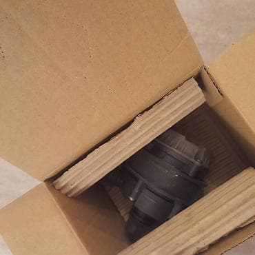 on lip universal: BMW servisdən alınıb istifadə olunmayıb arginal mal olduğunu qutunun — 4