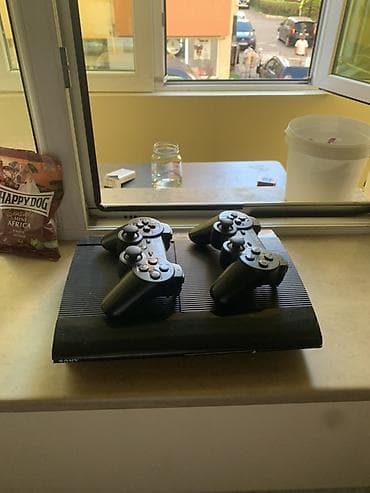 30 a yaxın oyun və əlavə olaraq resident evil 4 diski verilir. Sony lalafo.az -da 30 a yaxın oyun və əlavə olaraq resident evil 4 diski verilir. Sony