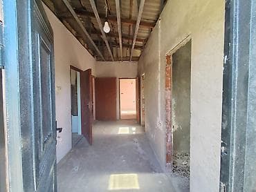 satıq evler: Satış üçün: təmir işlərinə hazırlanmış yaşayış sahəsi Xüsusiyyətlər — 3