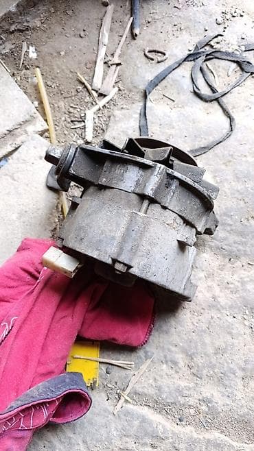 Avtomobil generatoru (alternator) - Tip: 12V avtomobil alternatoru -