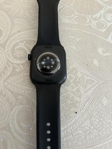 Smart saatlar: Apple watch 10 seriya 46mm satilir.A class eyni modeldir.Ekran şüşəsi — 2