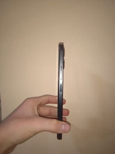 işlənmiş telefonlar a32: Android smartfon - Ekran: tam ekran ön panel, mərkəzdə punch‑hole ön — 2