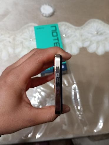 noutbuklar ve qiymetleri: Infinix Note 30, 128 GB, rəng - Narıncı, Sensor — 6