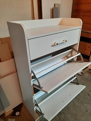 plasmas qapi: Yeni, 3 qapılı, Ağ, Taxta Ayaqqabı dolabı — 2