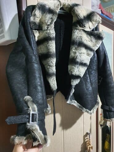 Volkswagen: Кожаная куртка, Emporio Armani, L — 3