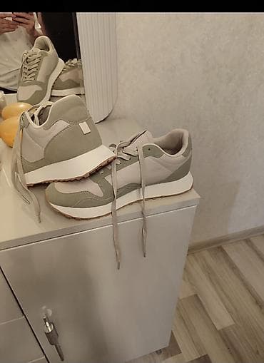 Məhsul: Pull&Bear unisex idman ayaqqabısı almanya istehsalidir — 2