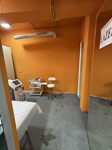 kiraye zabrat: Hazir Gözəllik Salonu İcarəyı verilir 28 May metrosuna 4/5 deyge — 10