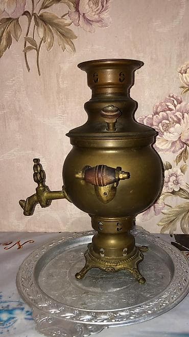 simovar: Qedimi samavar hardasa 700-800 millilitr tutur.qiymeti razilasma yolu — 2