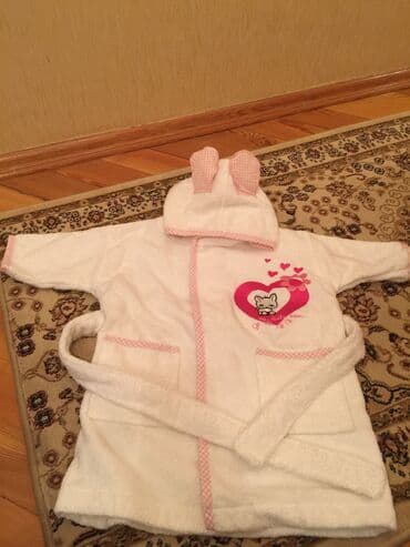Üst geyimləri: Tac firması 2 yaşa hamam xalatı tezedi — 1