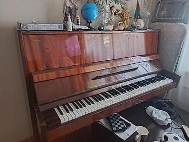 gitara akustik: Akkustik piano – “Belarus” upright model - Korpus: parlaq taxta (maun — 2