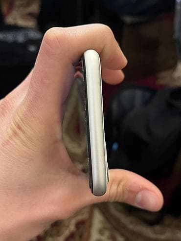 IPhone 11, Ağ, Face ID — 2