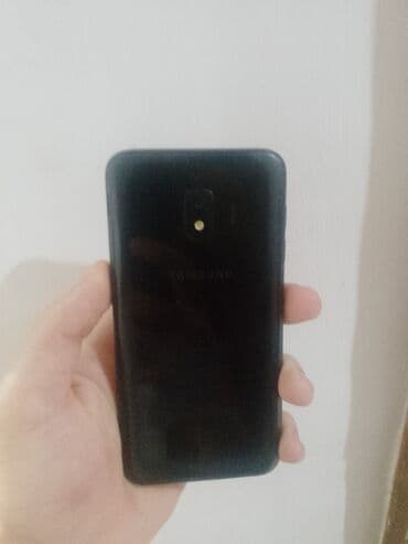 Motorola: Samsung Galaxy J2 Core, цвет - Черный, Сенсорный — 1