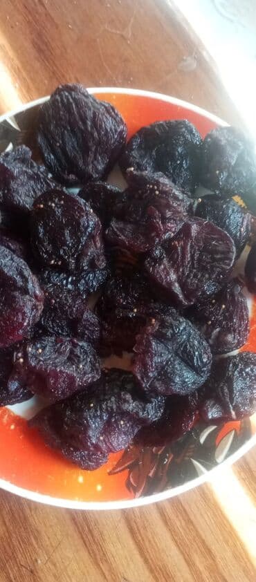 Təsvir: - Təbii şəkildə qurudulmuş, əncir - Tünd bənövşəyi rəng, sıx