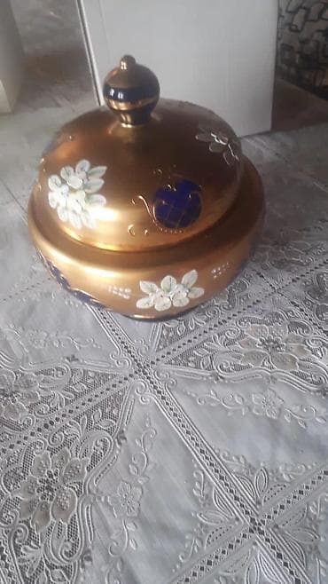 kompot qabi: Konfet qabları — 1