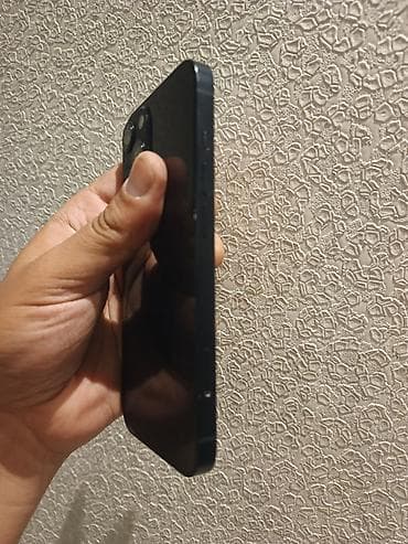 phone 13: IPhone 13, 128 GB, Midnight, Face ID — 3