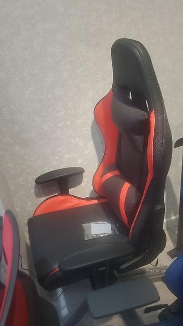 Офисная мебель: Новый, С колесиками, Рукояти регулируются, Кожа — 9