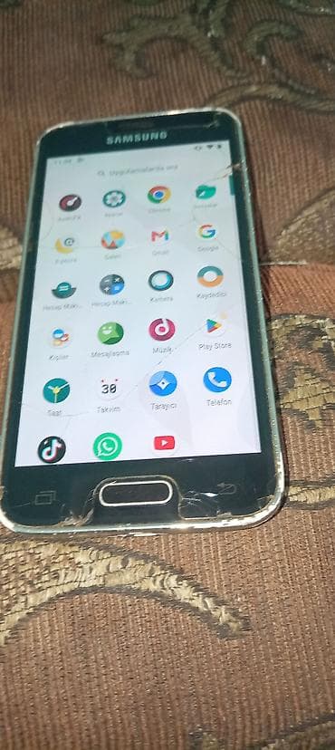 world telecom iphone xr: Samsung Galaxy S5 Duos, 16 GB, rəng - Qara, Qırıq — 1