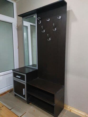 мойка шкаф для кухни: Tünd qəhvəyi rəngdə dəhliz mebeli dəsti. Dəstə güzgü, asqılar — 1