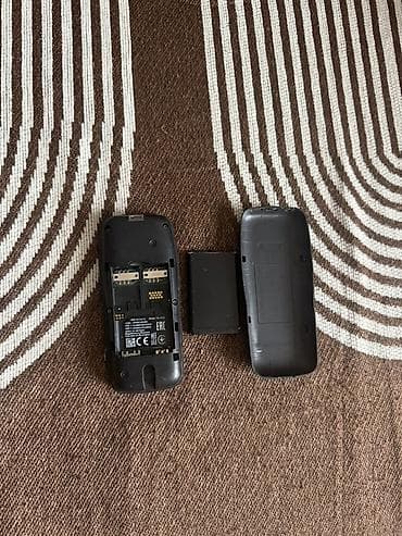 switch 2: Nokia 1, < 2 GB Memory Capacity, rəng - Qara — 1