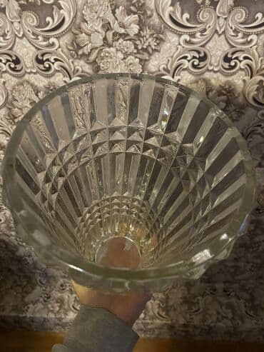 atatürk gülü qiymeti: 25manat — 2