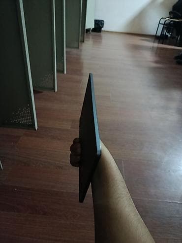 modio tablet: Planşet – nazik metal gövdə, tünd boz rəng - Təxmini 10–11 düym tam — 3