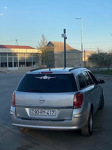 teker bazarı babek: Opel Astra H Maşn göz qabağndadi otur sür maşındır heç bir problemi — 2