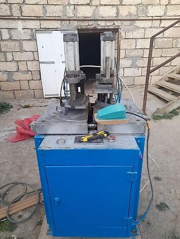 PVC pəncərə profilinin künc birləşməsi üçün pnevmatik qaynaq aparatı