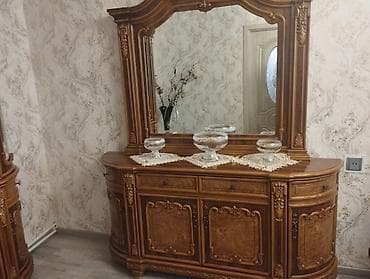 ikinçi əl: İşlənmiş, Komod — 1