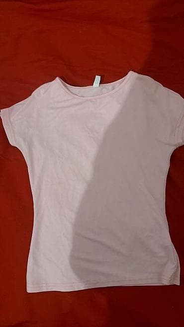 Açıq çəhrayı rəngdə qadın T‑shirt - Model: kısa qollu, klassik dairəvi