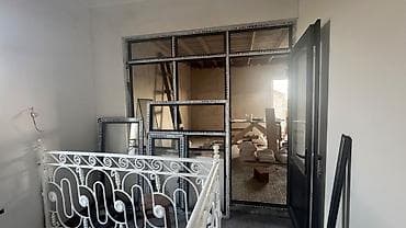 Antrasit Rəngli Premium PVC Pəncərə və Qapı Dəsti (Texnoline) Evdə — 1