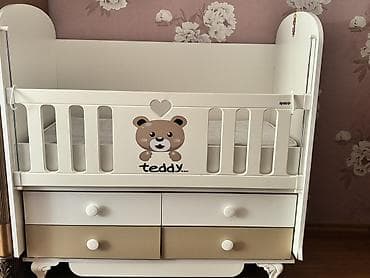 Uşaq mebeli dəsti – beşik və iki mərtəbəli çarpayı 1) Beşik (Aymira