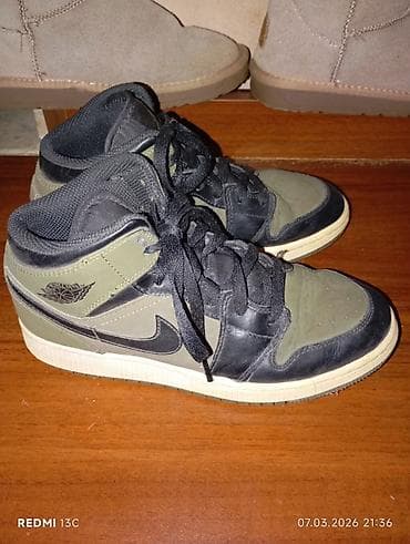 Uşaq geyimi və ayaqqabıları: Rəng - Yaşıl Krossovkalar, Nike, Ölçü: 37, Uniseks — 2