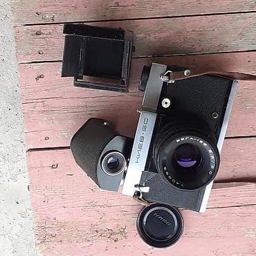 vozol 6 k: Kiev-6C orta format plyonka fotoaparatı - Format: 6x6 sm (120 roll — 4