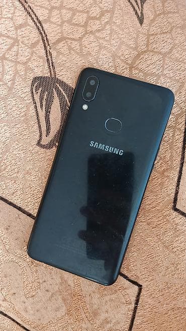 galaxy note 9: Samsung Galaxy A10, rəng - Qara, Barmaq izi — 2