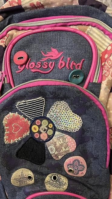 mekteb çanta: Glossy Bird məktəb çantası YENİDƏN SEÇİLMİR ENDİRİMLƏ 12 AZN, 40 — 4
