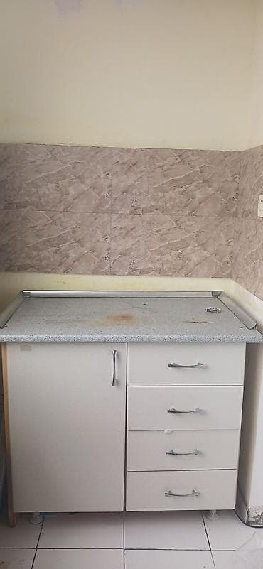 Mətbəx dolabı və iş masasının komplekti - Material: Laminat/MDFlam