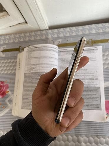 ekran sekilleri samsung: IPhone Xs, Gümüşü, Face ID — 7