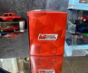 требуются модели для наращивания ресниц: Коллекционная модель Iveco Daily and BMW M4 Road Service 2009 Modimo — 2