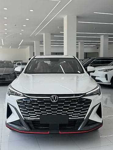 Changan sedan – ağ rəngli, müasir dizaynlı şəhər avtomobili at lalafo.az Changan sedan – ağ rəngli, müasir dizaynlı şəhər avtomobili