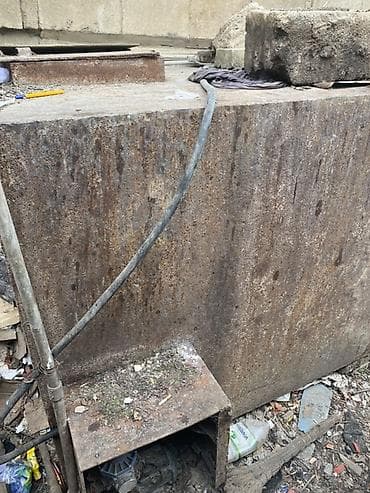 Bak, Metal, 2000 l l, İşlənmiş, Ünvandan götürmə